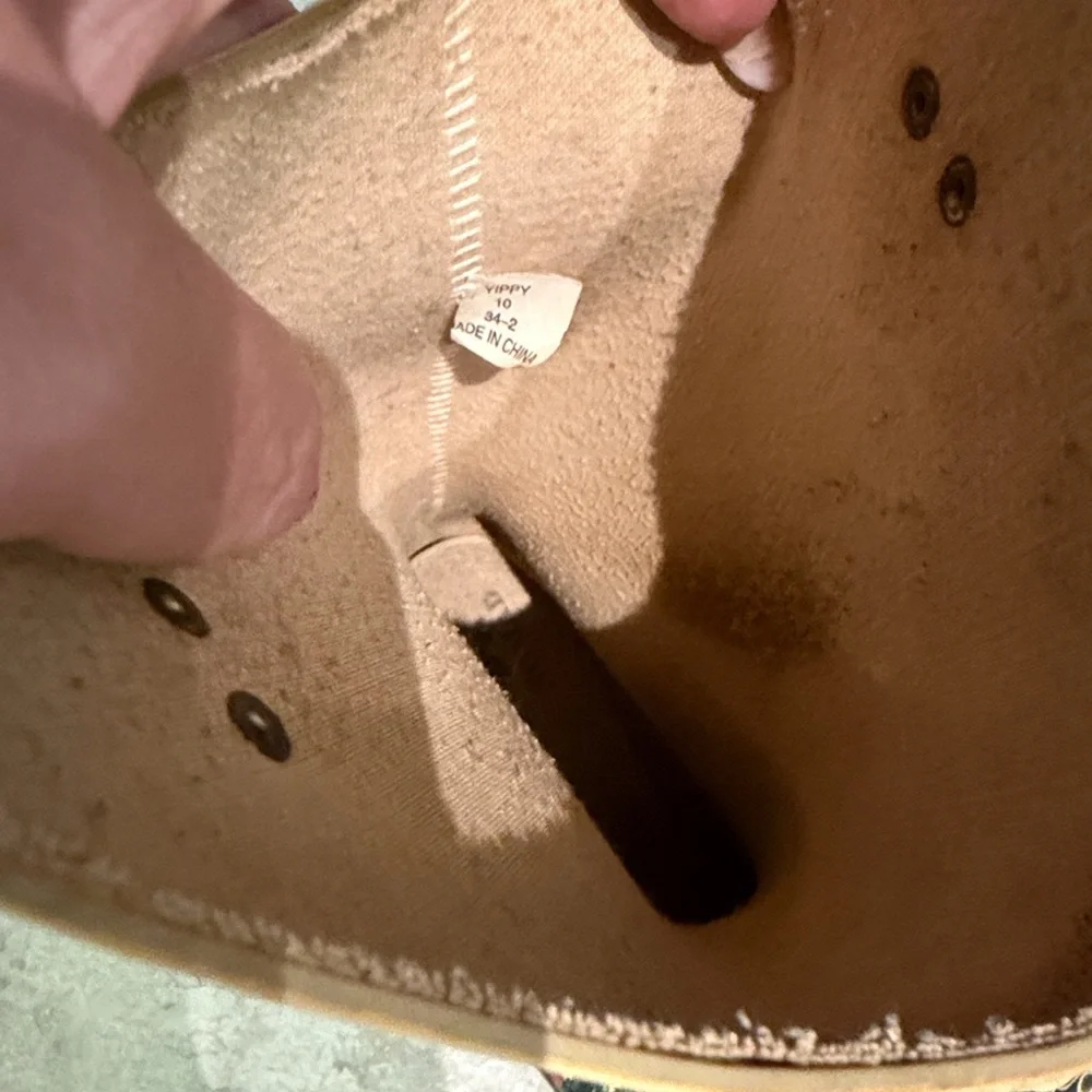 Nomad Red Rose Skull Heeled Boots - Picture 4 of 4